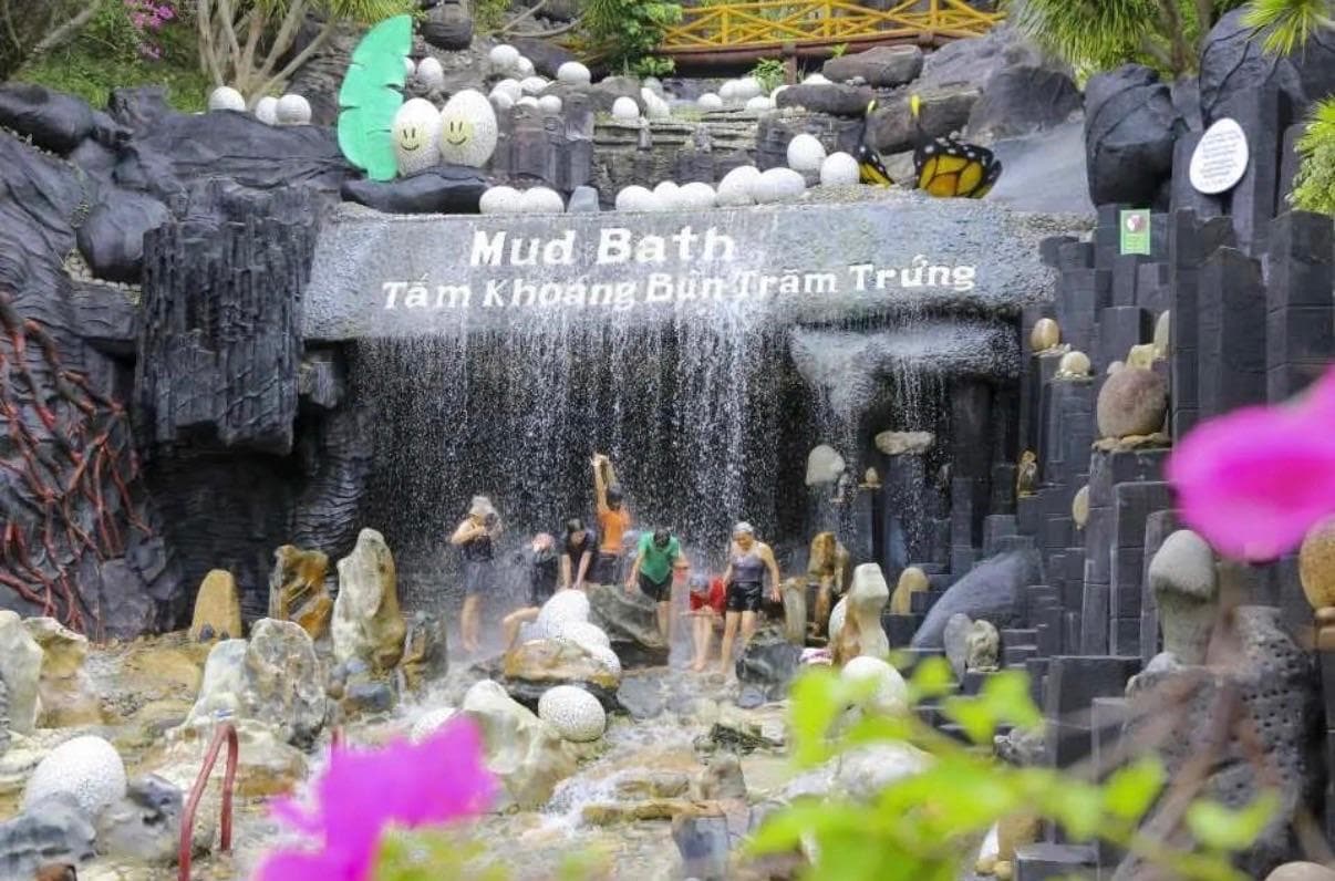 100 яиц, термальный комплекс