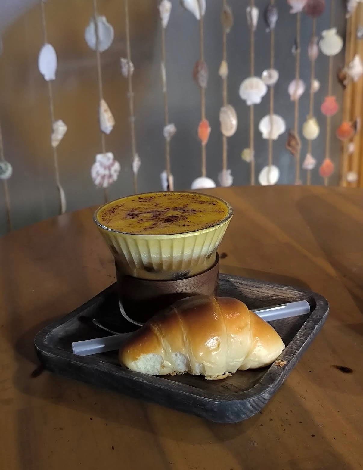 Кафе с ракушками (Hon Kien Coffee)