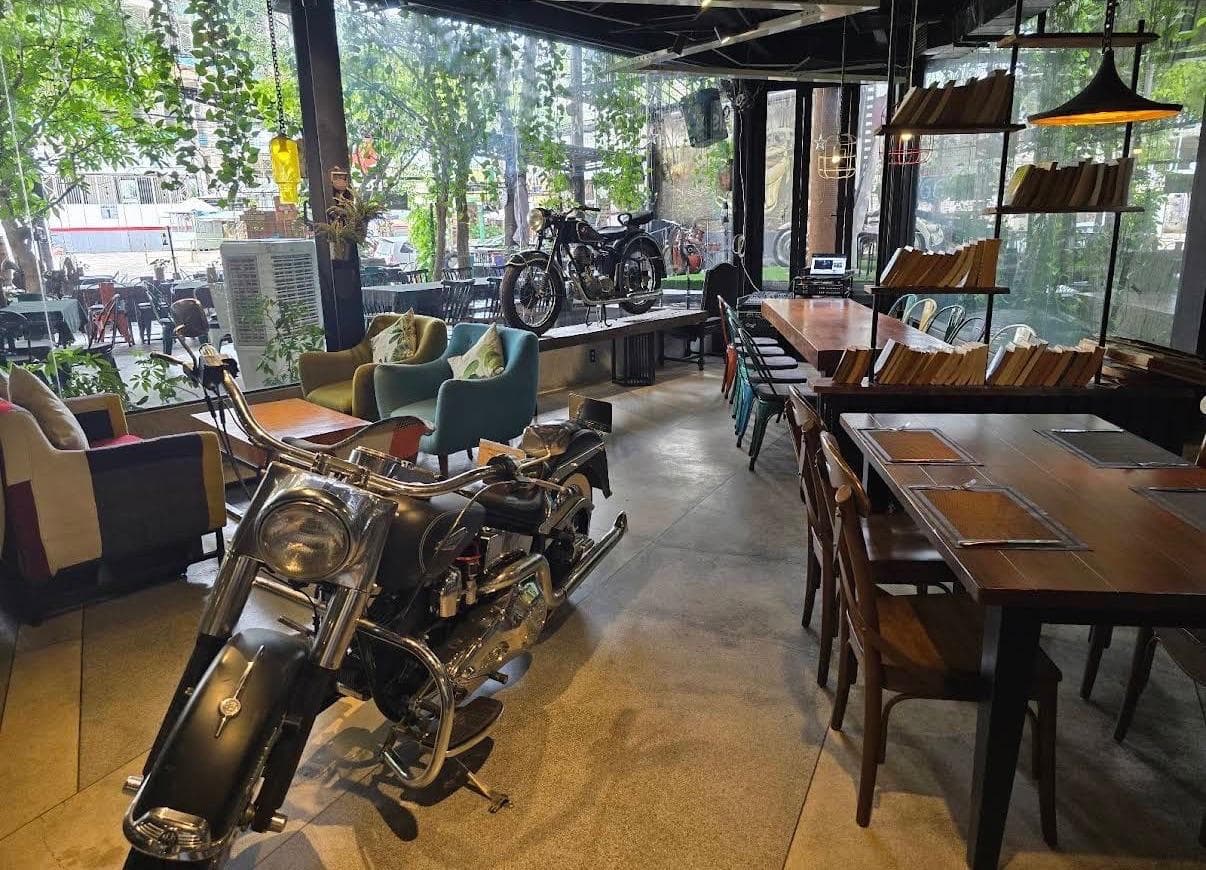 Palms Bistro ресторан